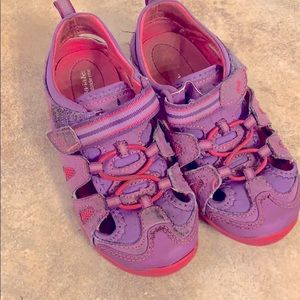 Toddler9 girl water shoe SURPRIZE Stride rite